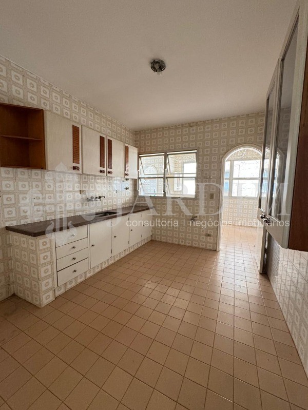 Apartamento à venda e aluguel com 3 quartos, 153m² - Foto 5