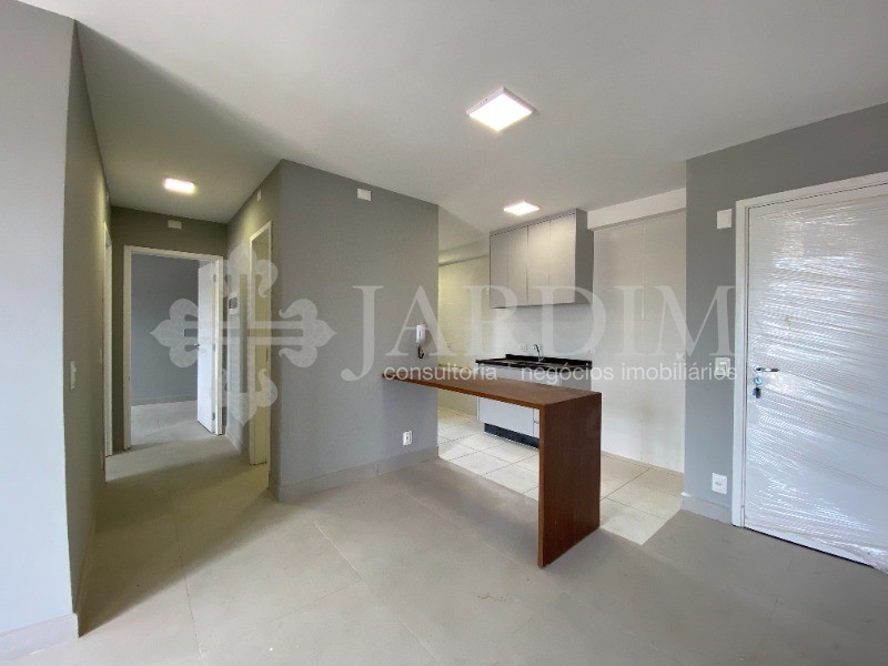 Apartamento à venda com 2 quartos, 61m² - Foto 1