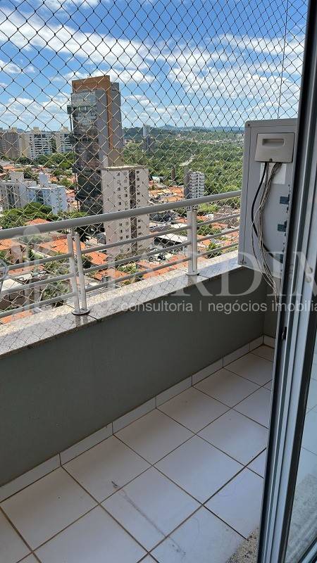 Apartamento para alugar com 2 quartos, 72m² - Foto 3