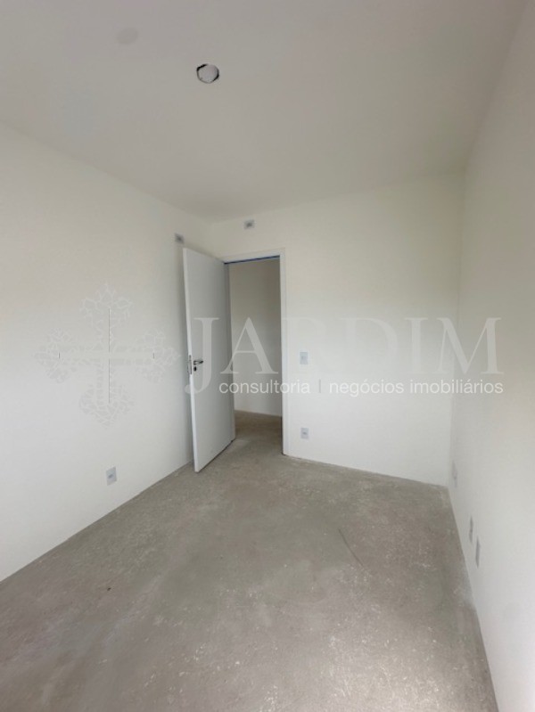 Apartamento à venda com 3 quartos, 75m² - Foto 19