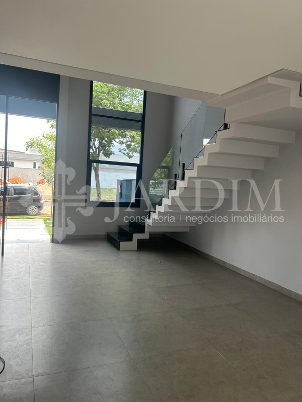 Sobrado à venda com 3 quartos, 250m² - Foto 3