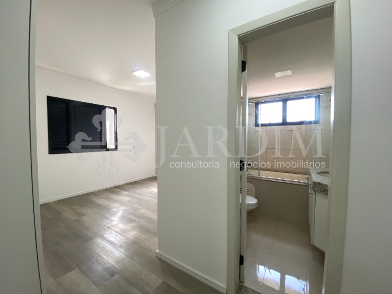 Apartamento à venda com 4 quartos, 168m² - Foto 26