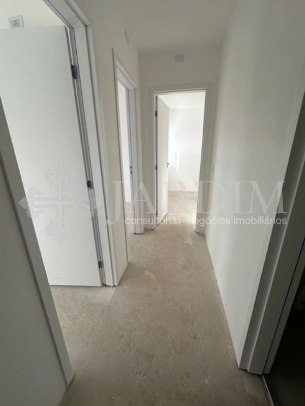 Apartamento à venda com 3 quartos, 75m² - Foto 17