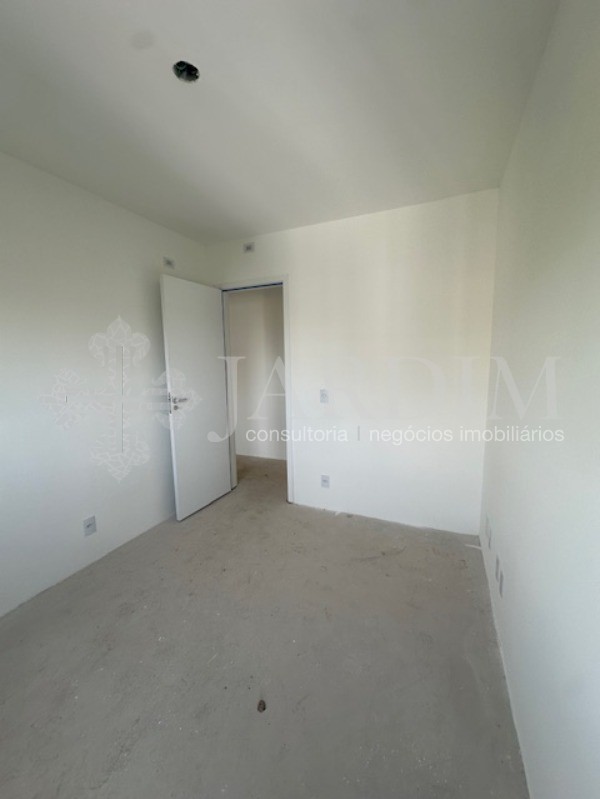 Apartamento à venda com 3 quartos, 75m² - Foto 16