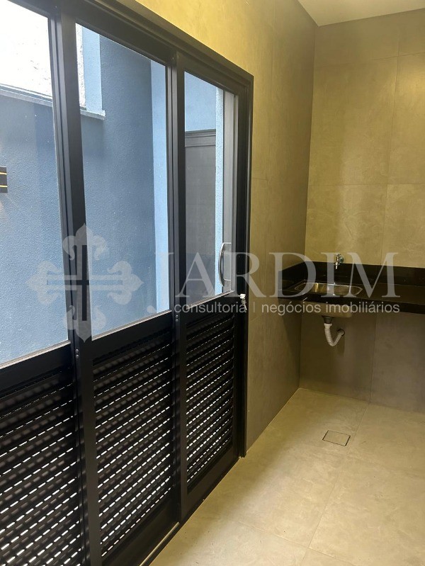 Sobrado à venda com 3 quartos, 250m² - Foto 24