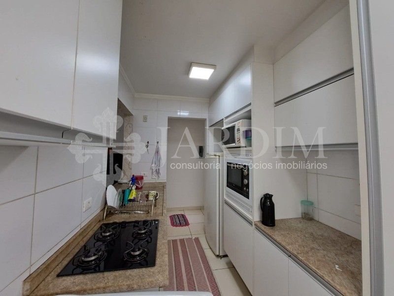 Apartamento à venda com 2 quartos, 55m² - Foto 11