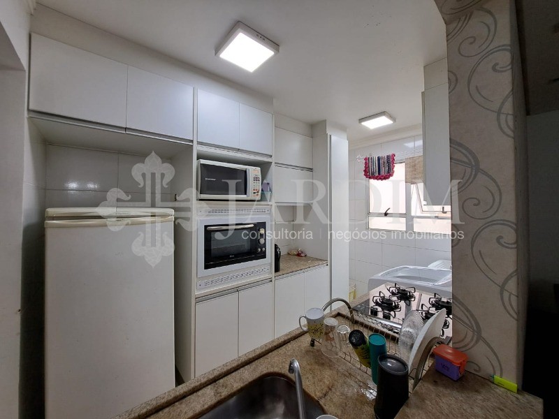 Apartamento à venda com 2 quartos, 55m² - Foto 8