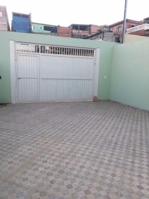 Sobrado à venda com 2 quartos, 150m² - Foto 1