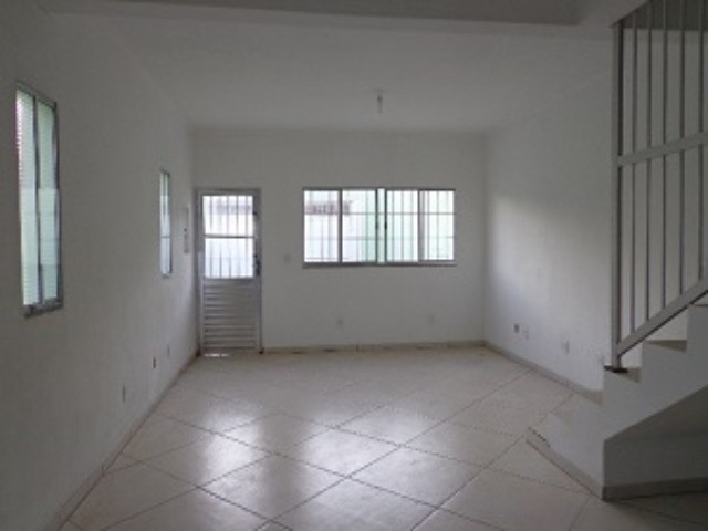 Sobrado à venda com 2 quartos, 150m² - Foto 3