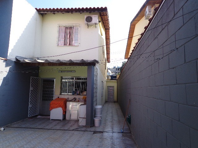 Sobrado à venda com 3 quartos, 151m² - Foto 40