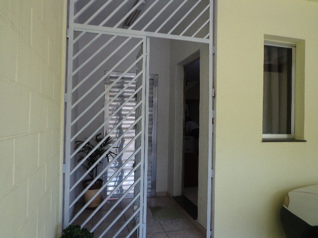 Sobrado à venda com 3 quartos, 151m² - Foto 3