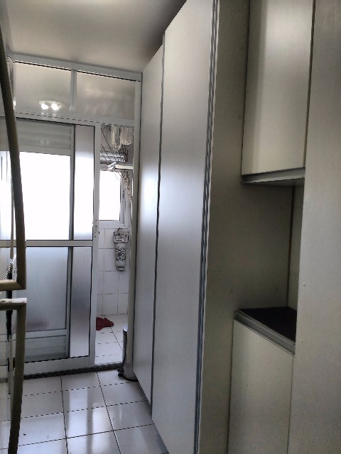 Apartamento à venda com 3 quartos, 75m² - Foto 5