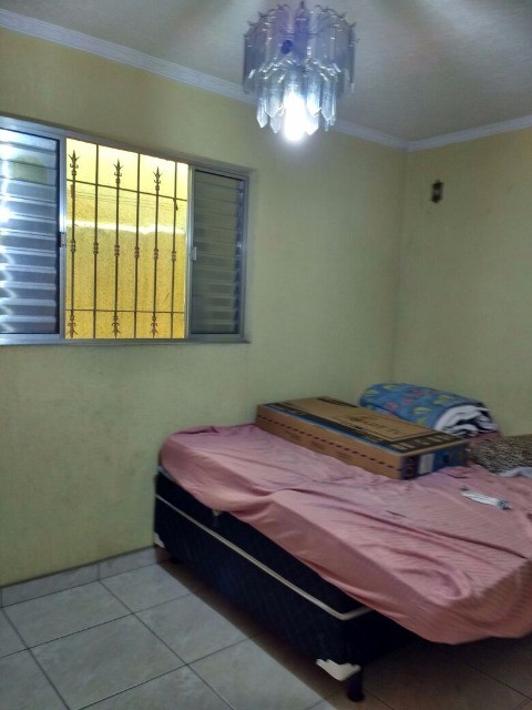 Casa à venda com 2 quartos, 80m² - Foto 11