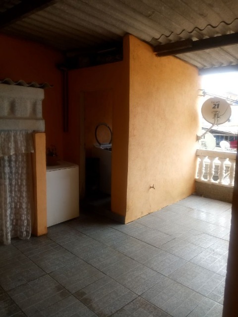 Sobrado à venda com 2 quartos, 210m² - Foto 17