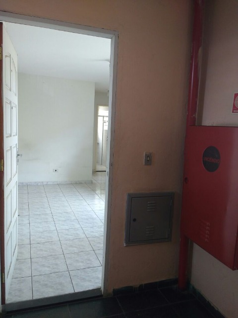 Apartamento à venda e aluguel com 2 quartos, 49m² - Foto 6