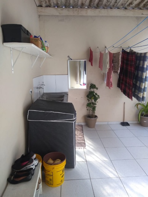 Sobrado à venda com 5 quartos, 200m² - Foto 4