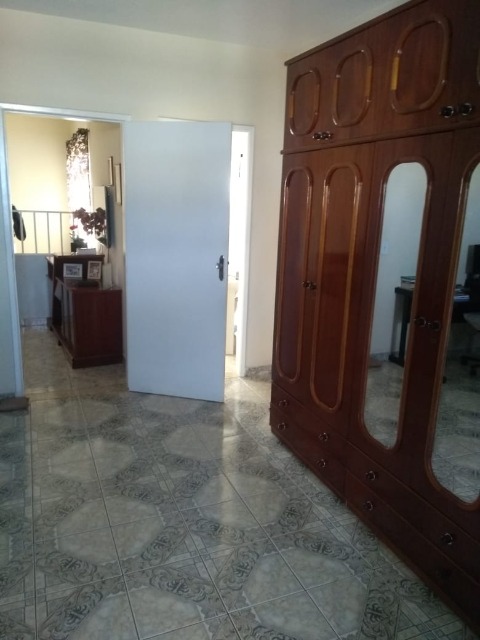 Sobrado à venda com 5 quartos, 200m² - Foto 7