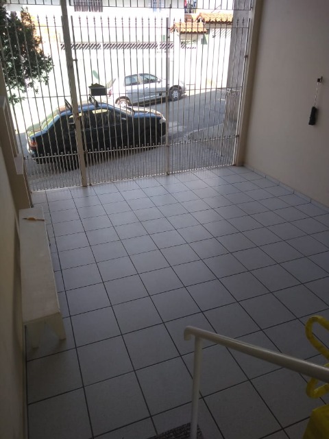 Sobrado à venda com 5 quartos, 200m² - Foto 11