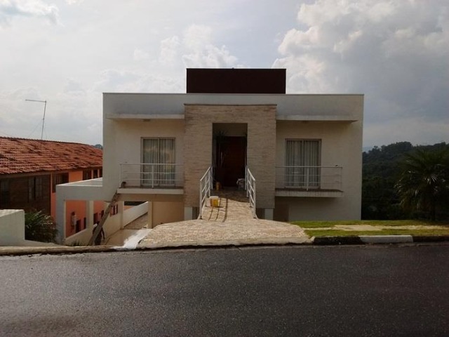 Sobrado à venda e aluguel com 3 quartos, 330m² - Foto 2