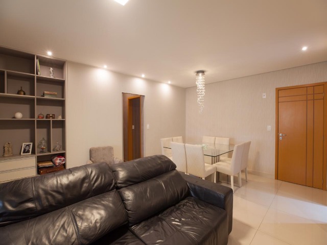 Apartamento à venda com 3 quartos, 165m² - Foto 3