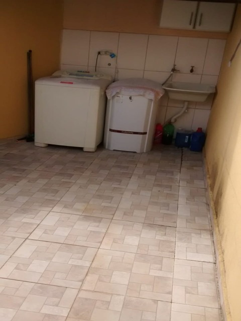 Casa à venda com 2 quartos, 66m² - Foto 5