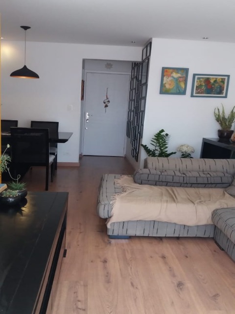 Apartamento à venda com 3 quartos, 80m² - Foto 7