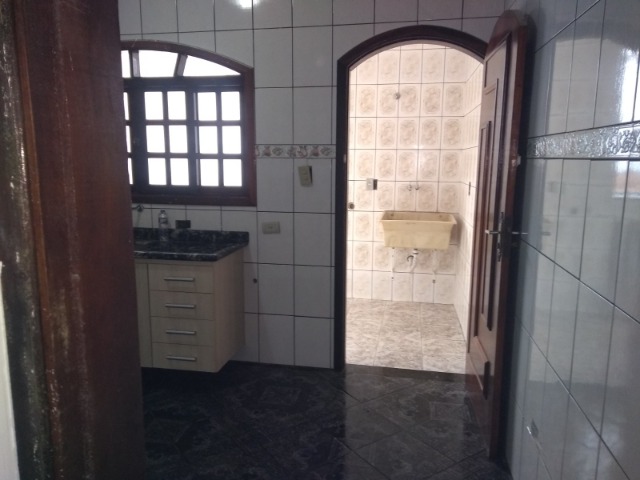 Sobrado à venda com 3 quartos, 252m² - Foto 23