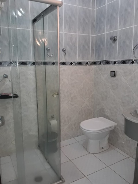 Sobrado à venda com 4 quartos, 220m² - Foto 2