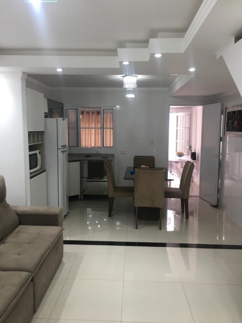 Sobrado à venda com 2 quartos, 70m² - Foto 2