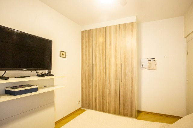 Apartamento à venda com 3 quartos, 100m² - Foto 12