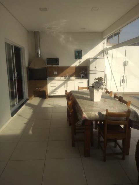 Sobrado à venda com 4 quartos, 350m² - Foto 18