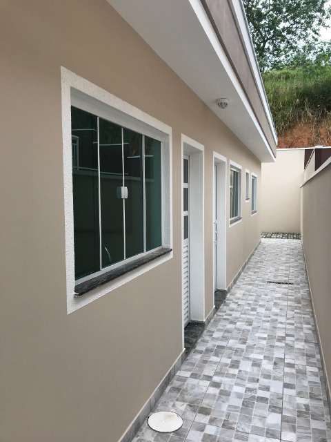 Casa à venda com 2 quartos, 70m² - Foto 8