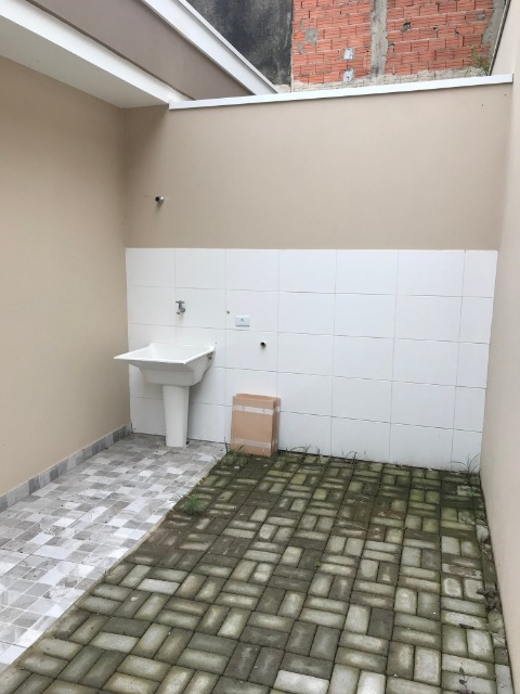 Casa à venda com 2 quartos, 70m² - Foto 16