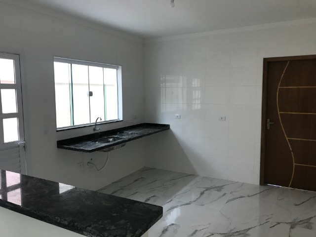 Casa à venda com 2 quartos, 70m² - Foto 21