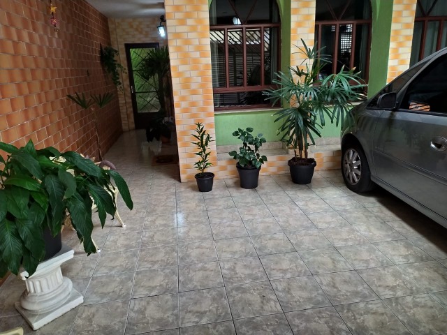 Sobrado à venda com 4 quartos, 225m² - Foto 2