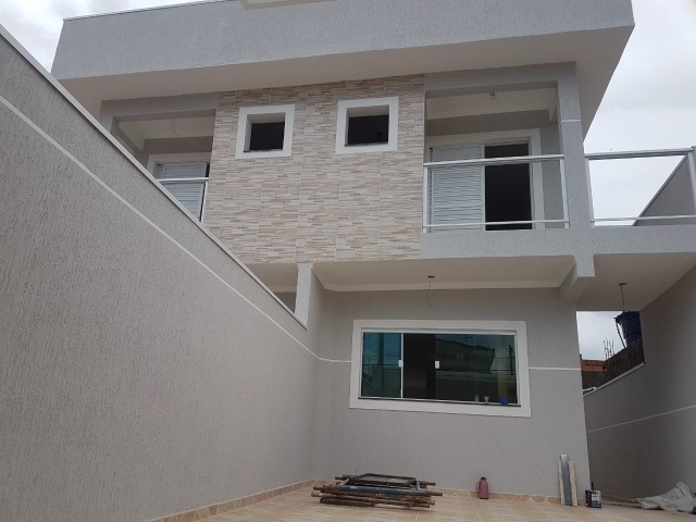 Sobrado à venda com 3 quartos, 120m² - Foto 1