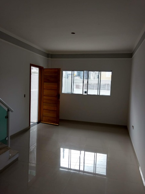 Sobrado à venda com 3 quartos, 120m² - Foto 4