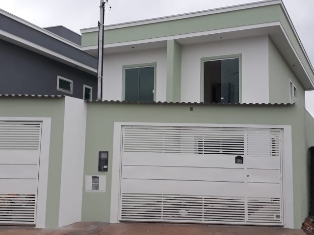 Sobrado à venda com 2 quartos, 75m² - Foto 1