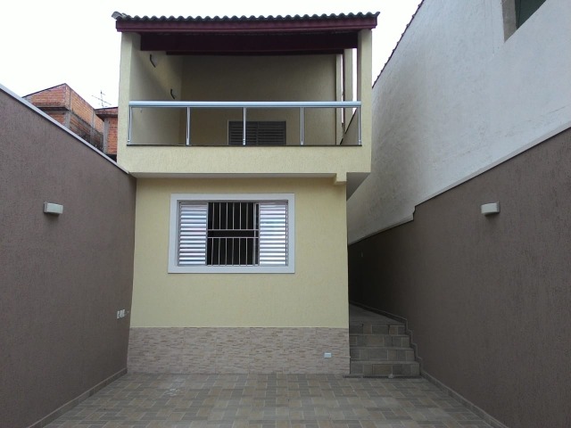 Sobrado à venda com 4 quartos, 152m² - Foto 1