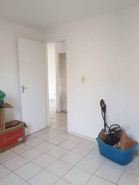 Apartamento à venda e aluguel com 2 quartos, 50m² - Foto 11