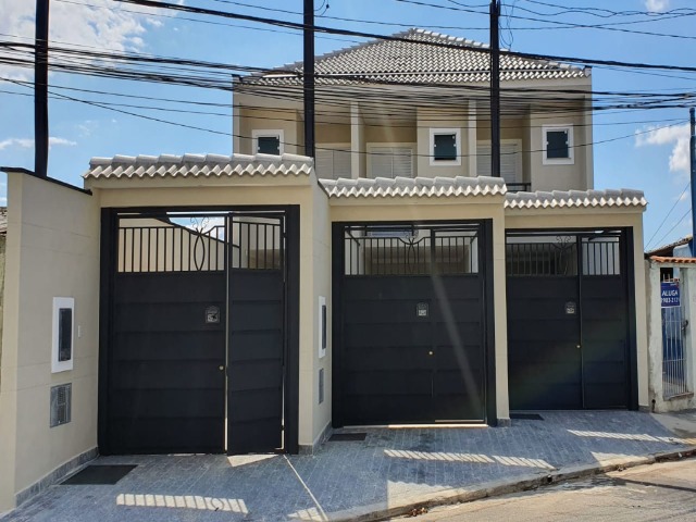 Sobrado à venda com 3 quartos, 125m² - Foto 1