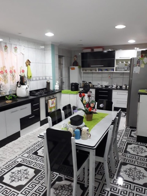 Sobrado à venda com 3 quartos, 93m² - Foto 2