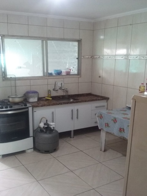 Sobrado à venda com 2 quartos, 98m² - Foto 4