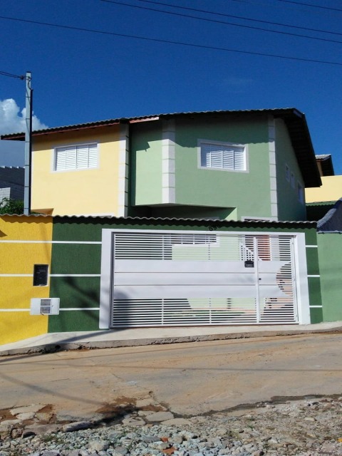 Sobrado à venda com 2 quartos, 68m² - Foto 1