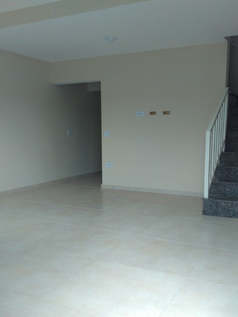 Sobrado à venda com 2 quartos, 68m² - Foto 12