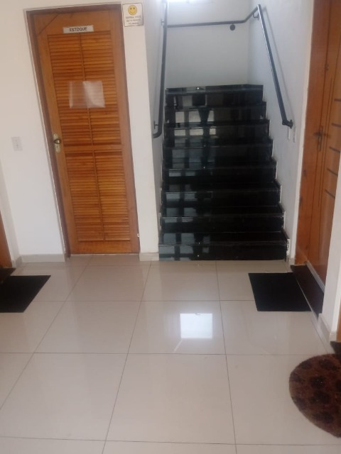 Apartamento à venda com 2 quartos, 44m² - Foto 2