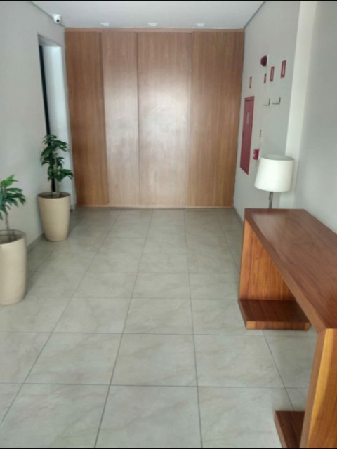 Apartamento à venda com 3 quartos, 76m² - Foto 3