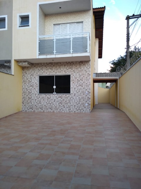 Sobrado à venda com 3 quartos, 156m² - Foto 1