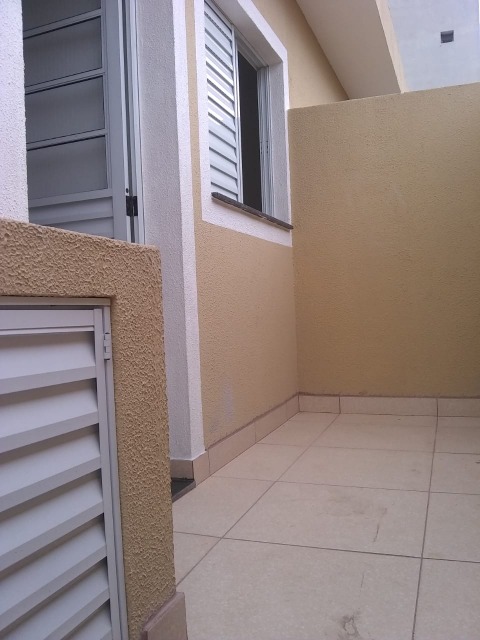 Casa à venda com 2 quartos, 70m² - Foto 13