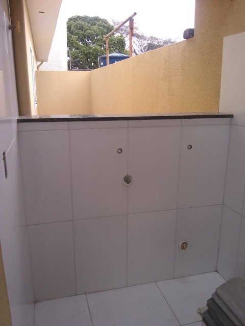 Casa à venda com 2 quartos, 70m² - Foto 14